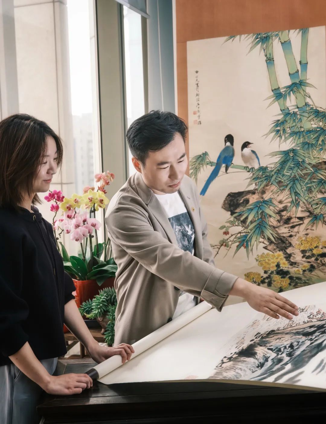芳菲四月 | 看五彩缤纷 绽斗争优美_非凡国际|文化金融|艺术教育|文化旅游