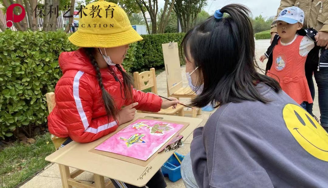 芳菲四月 | 看五彩缤纷 绽斗争优美_非凡国际|文化金融|艺术教育|文化旅游